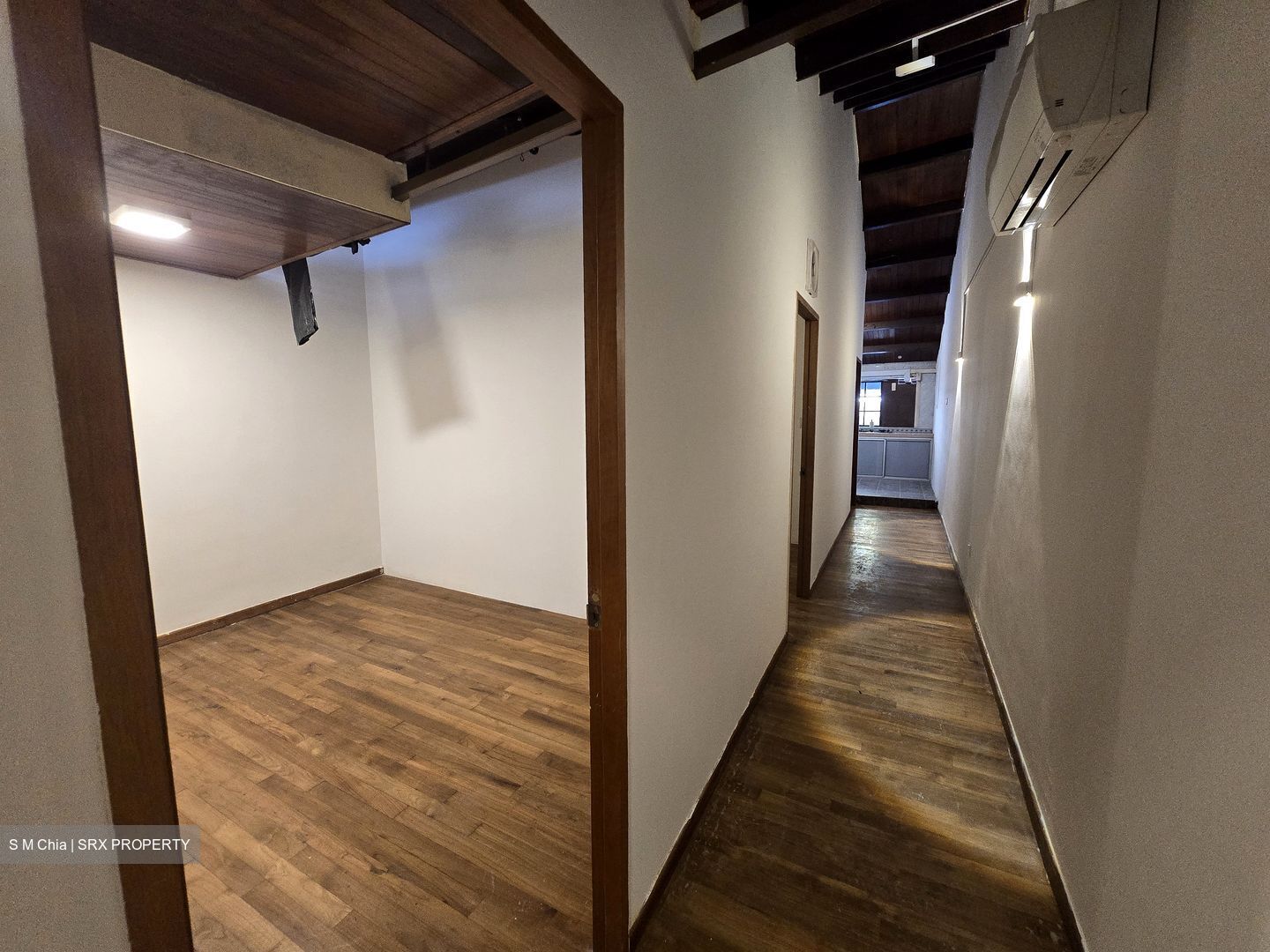 River Valley Road (D9), Office #577019641